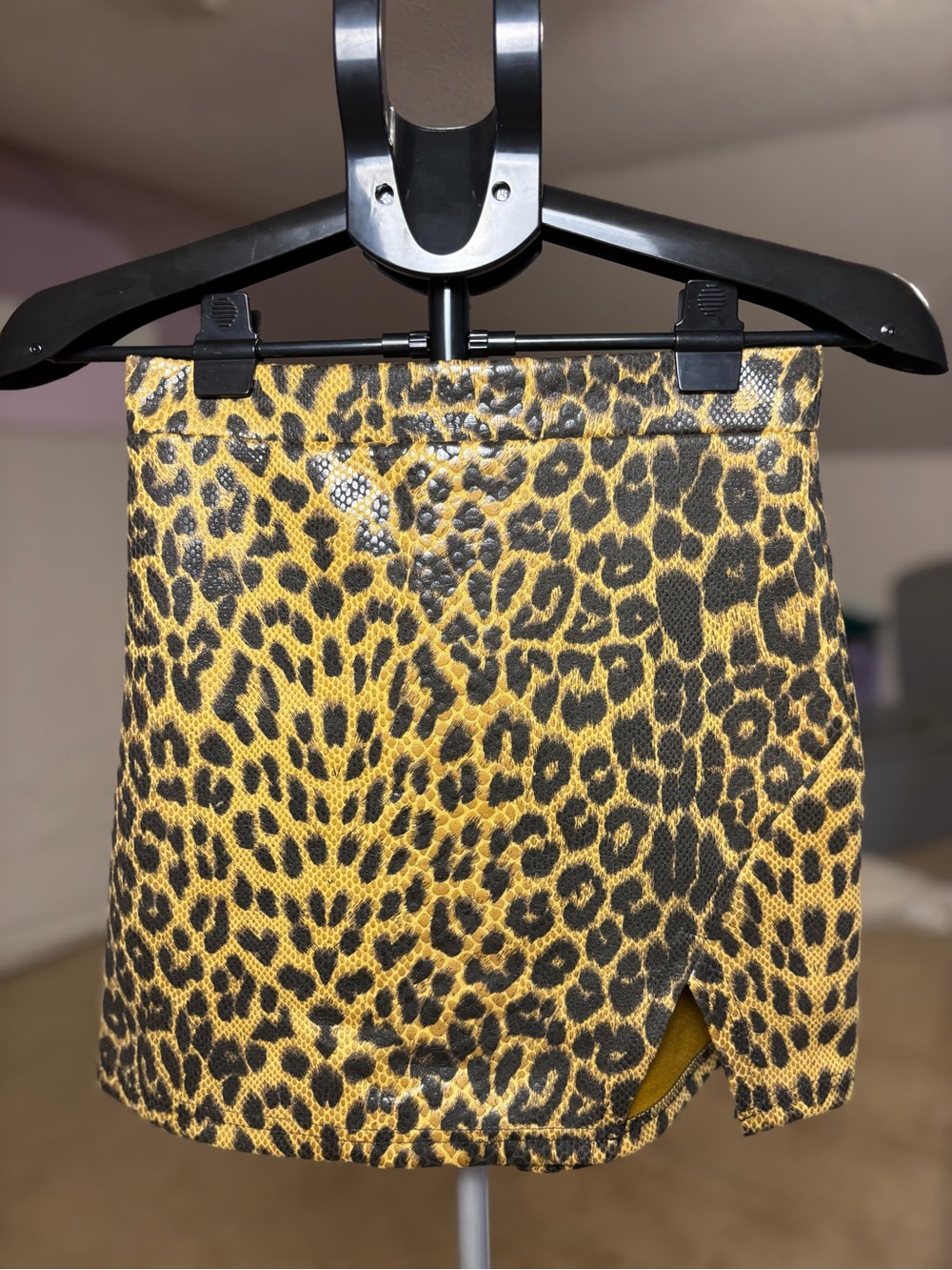 Fashion Nova Leopard Print Snakeskin Faux Leather Slit Mini Skirt Size S Small